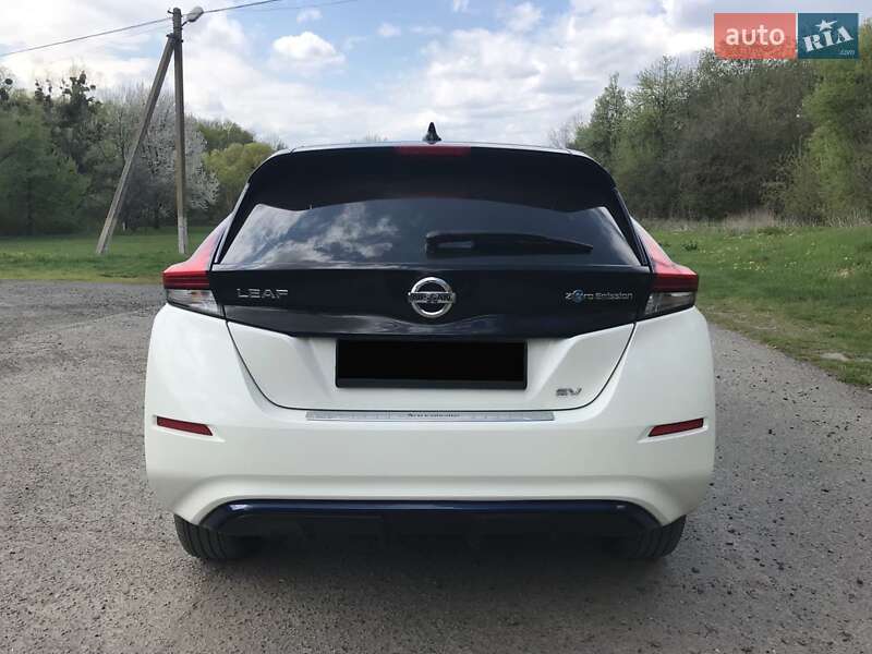 Хетчбек Nissan Leaf 2018 в Полтаві фото 7 Хетчбек Nissan Leaf 2018 в Полтаві