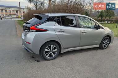 Хетчбек Nissan Leaf 2019 в 