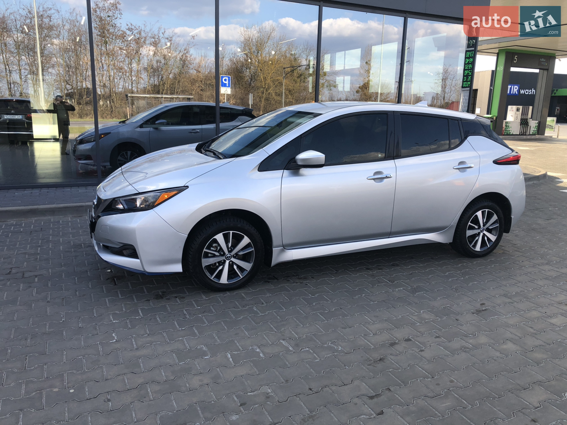 2020 Nissan Leaf - мініатюра 6