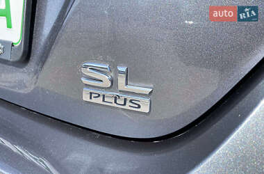 Хэтчбек Nissan Leaf 2021 в 