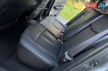 Хетчбек Nissan Leaf 2014 в 