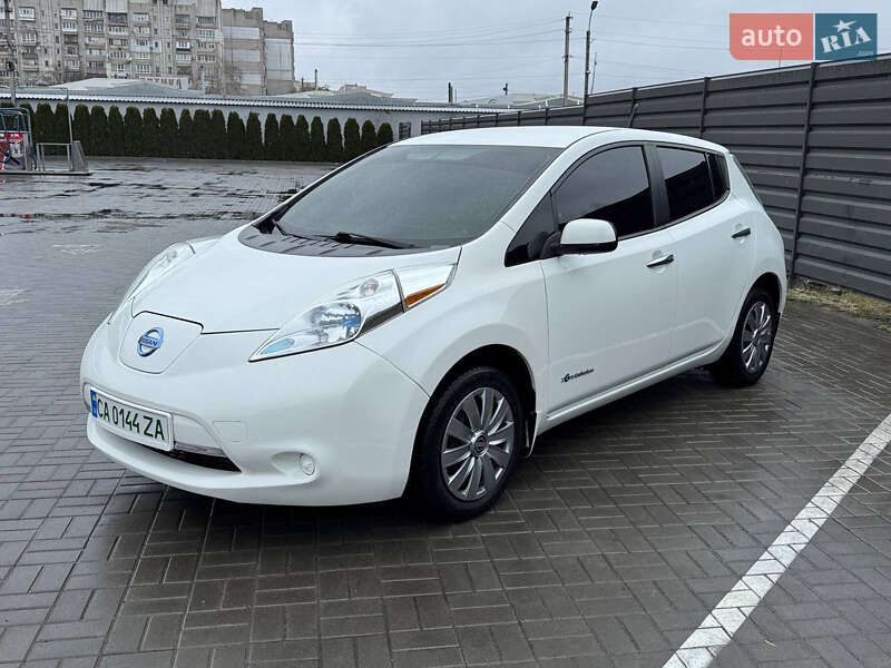 Хэтчбек Nissan Leaf 2014 в Черкассах