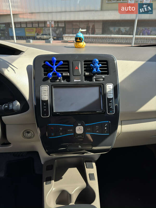 Хетчбек Nissan Leaf 2012 в Луцьку фото 15 Хетчбек Nissan Leaf 2012 в Луцьку