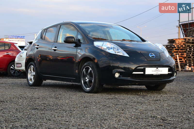 Хэтчбек Nissan Leaf 2012 в Луцке