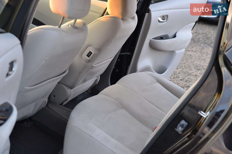 Хэтчбек Nissan Leaf 2012 в Луцке