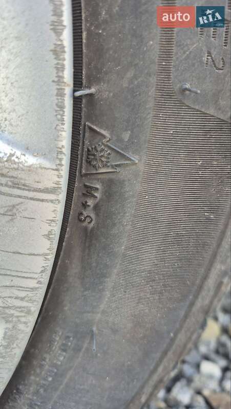 Хетчбек Nissan Leaf 2015 в Трускавці