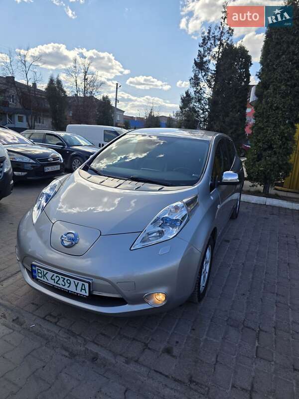 Nissan Leaf 2013