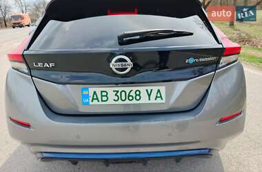 Хэтчбек Nissan Leaf 2019 в 