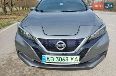 Хэтчбек Nissan Leaf 2019 в 