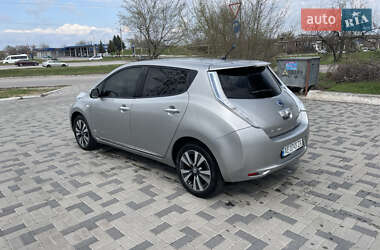 Хэтчбек Nissan Leaf 2014 в 