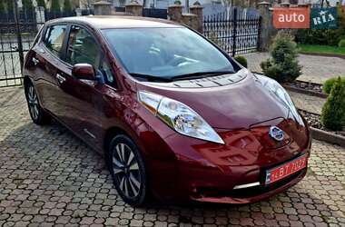 Хэтчбек Nissan Leaf 2016 в 