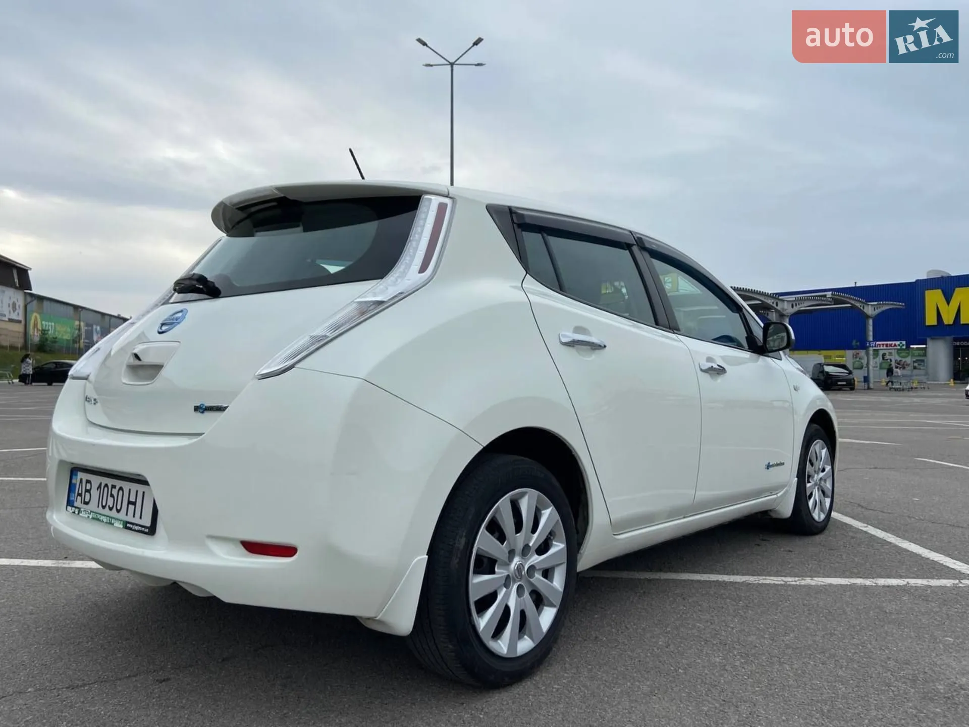 2016 Nissan Leaf - мініатюра 4