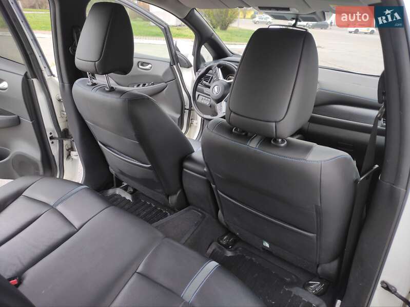 Хэтчбек Nissan Leaf 2019 в Кременчуге фото 16 Хэтчбек Nissan Leaf 2019 в Кременчуге