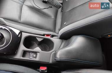 Хэтчбек Nissan Leaf 2019 в 