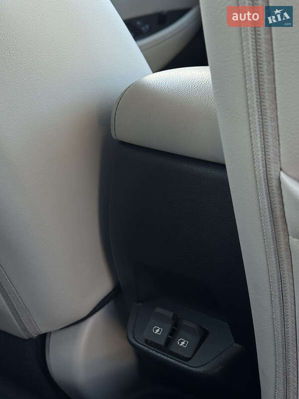 Хэтчбек Nissan Leaf 2020 в Ковеле