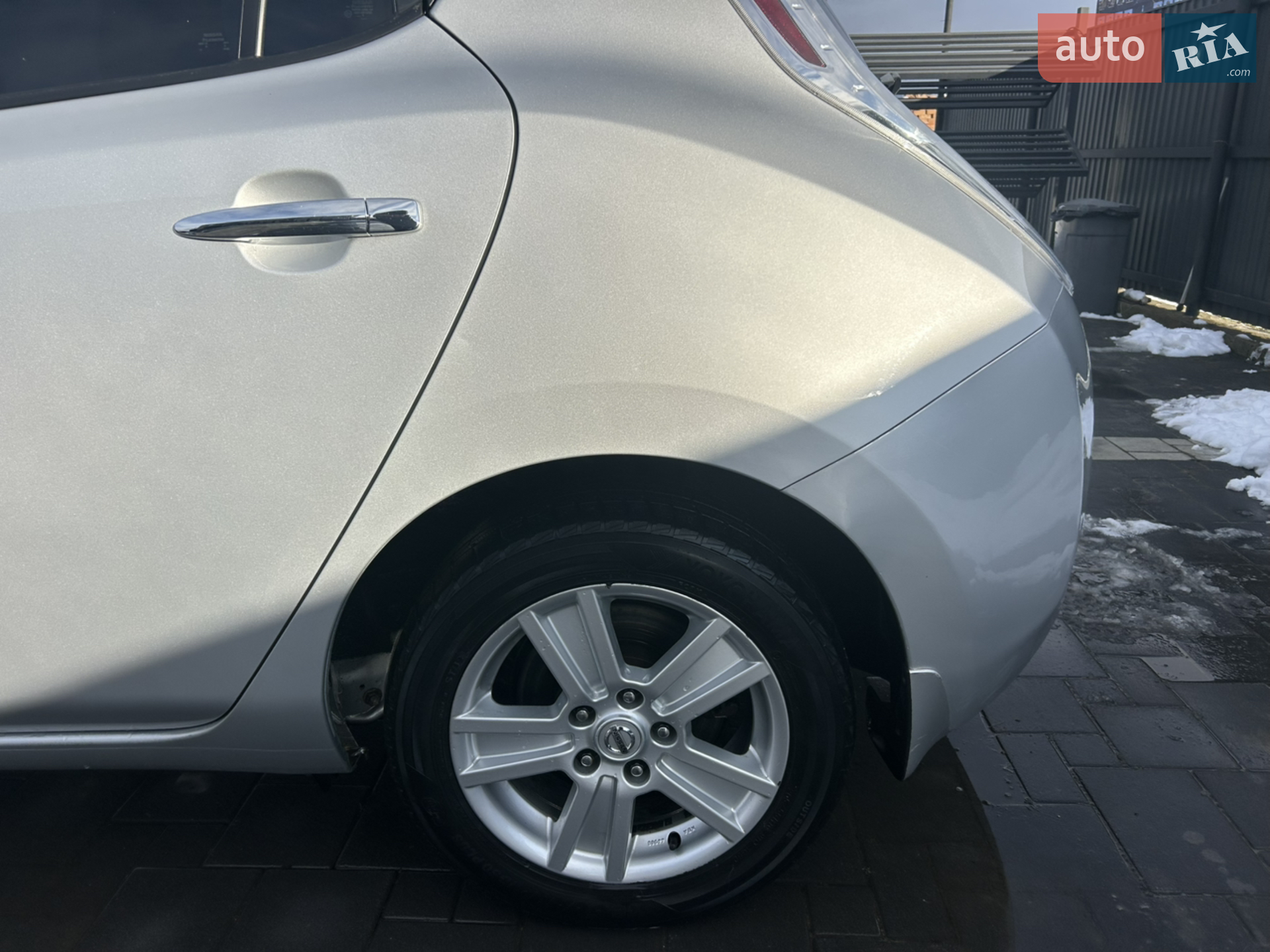 2017 Nissan Leaf - мініатюра 19