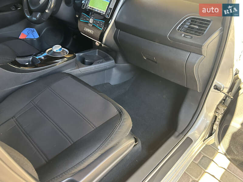 Хетчбек Nissan Leaf 2017 в Івано-Франківську фото 30 Хетчбек Nissan Leaf 2017 в Івано-Франківську