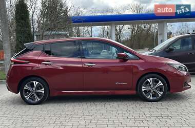 Хэтчбек Nissan Leaf 2018 в 