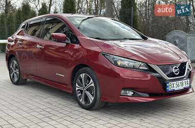 Хэтчбек Nissan Leaf 2018 в 