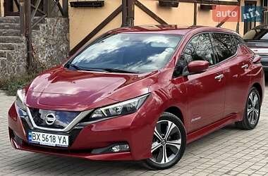 Хэтчбек Nissan Leaf 2018 в 