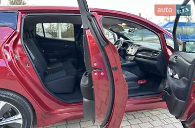 Хэтчбек Nissan Leaf 2018 в 