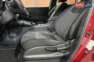 Хэтчбек Nissan Leaf 2018 в 