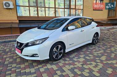 Хетчбек Nissan Leaf 2020 в 