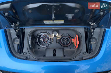Хэтчбек Nissan Leaf 2019 в 