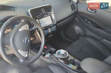 Хэтчбек Nissan Leaf 2017 в 