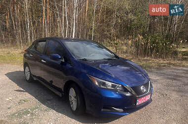 Хэтчбек Nissan Leaf 2020 в 