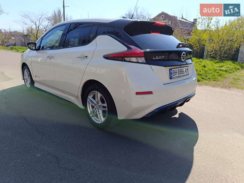 Хетчбек Nissan Leaf 2019 в Одесі фото 5 Хетчбек Nissan Leaf 2019 в Одесі