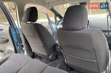 Хэтчбек Nissan Leaf 2014 в 