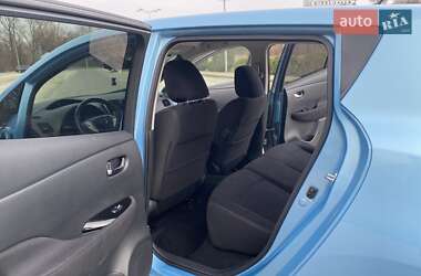 Хэтчбек Nissan Leaf 2014 в 