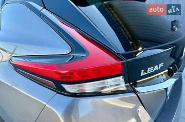 Хетчбек Nissan Leaf 2021 в 