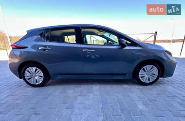 Хетчбек Nissan Leaf 2021 в 