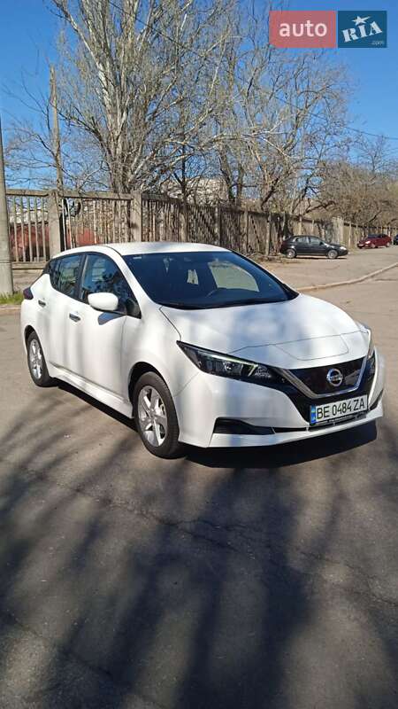 Хэтчбек Nissan Leaf 2021 в Николаеве