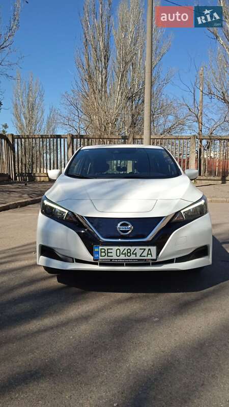 Nissan Leaf 2021