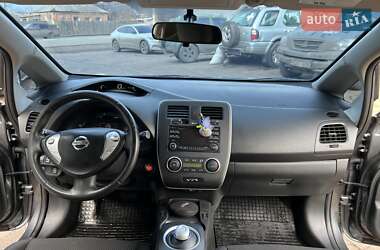 Хэтчбек Nissan Leaf 2014 в 