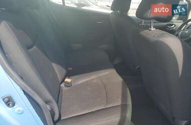 Хетчбек Nissan Leaf 2015 в 
