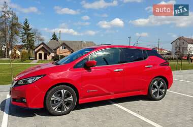 Хэтчбек Nissan Leaf 2019 в 