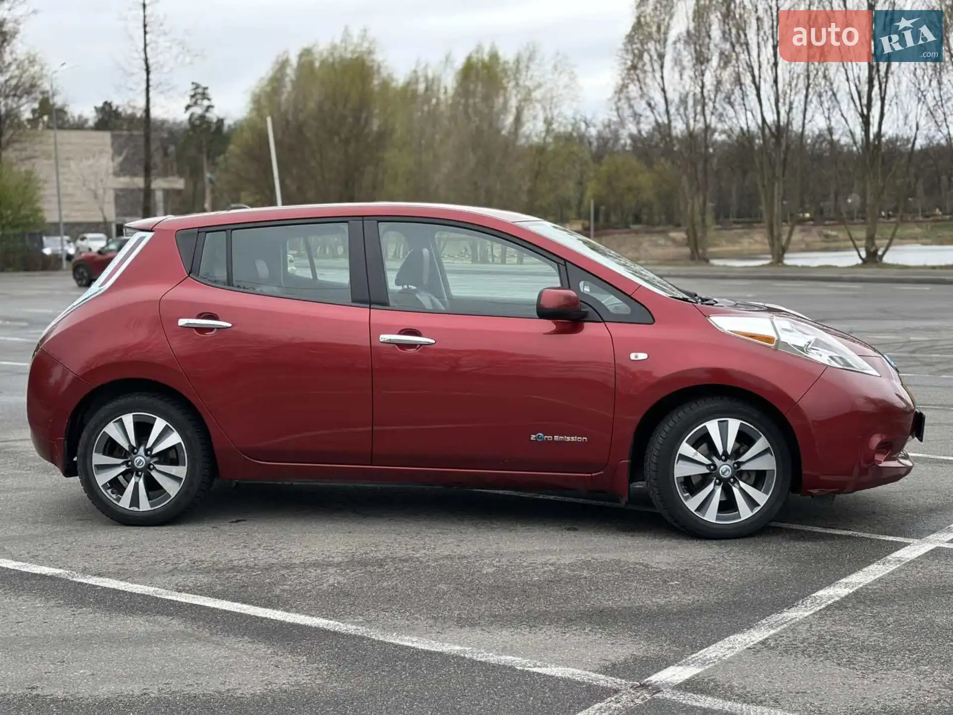 2013 Nissan Leaf - мініатюра 9