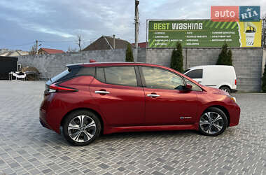 Хэтчбек Nissan Leaf 2018 в Кропивницком