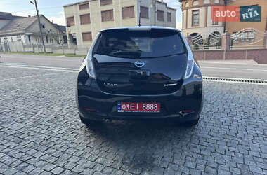 Хэтчбек Nissan Leaf 2014 в 