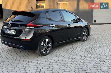 Хэтчбек Nissan Leaf 2018 в 