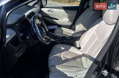 Хэтчбек Nissan Leaf 2019 в 