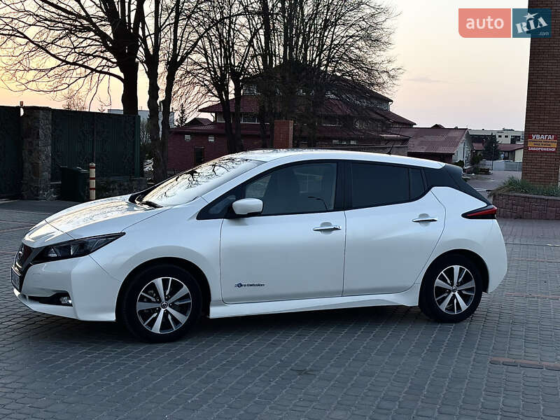 Хэтчбек Nissan Leaf 2019 в Виннице