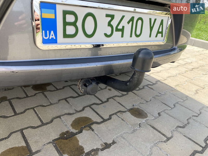 Хетчбек Nissan Leaf 2015 в Ланівці