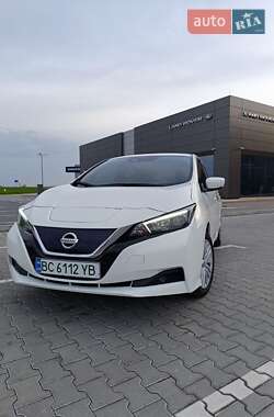 Хэтчбек Nissan Leaf 2021 в 