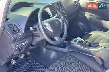 Хетчбек Nissan Leaf 2014 в 