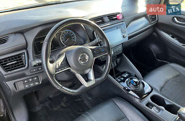 Хетчбек Nissan Leaf 2018 в 